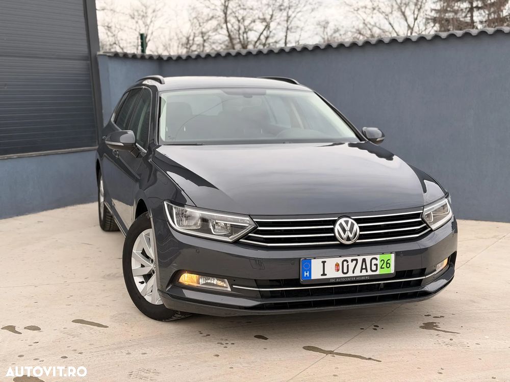 Volkswagen Passat 2.0 TDI DSG Comfortline - 1