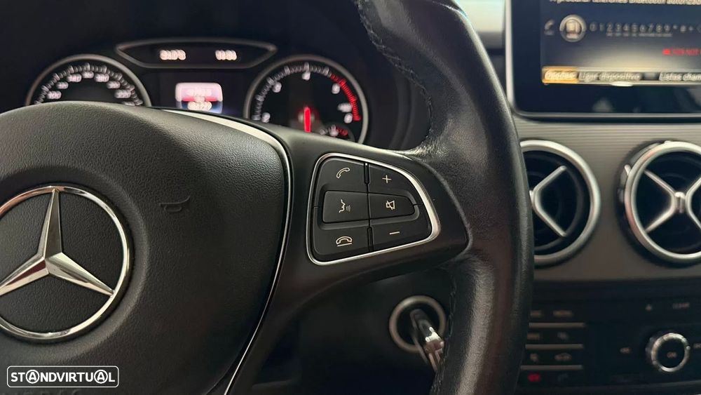 Mercedes-Benz B 180 - 17