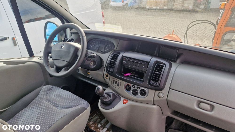 Renault Trafic - 3