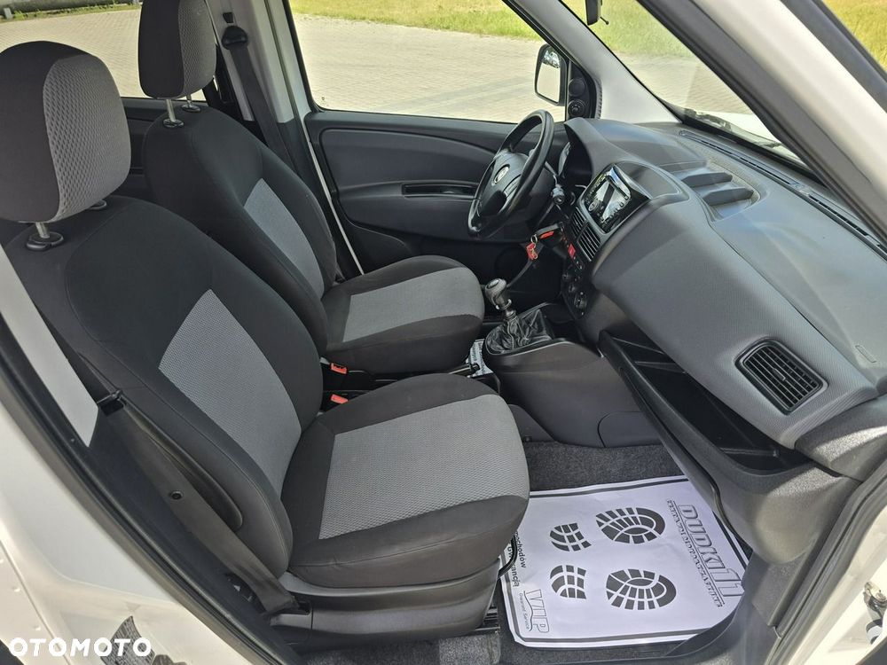 Fiat Doblo - 21
