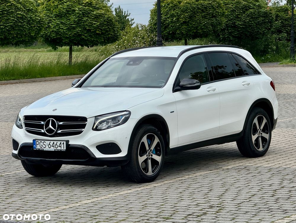 Mercedes-Benz GLC - 2