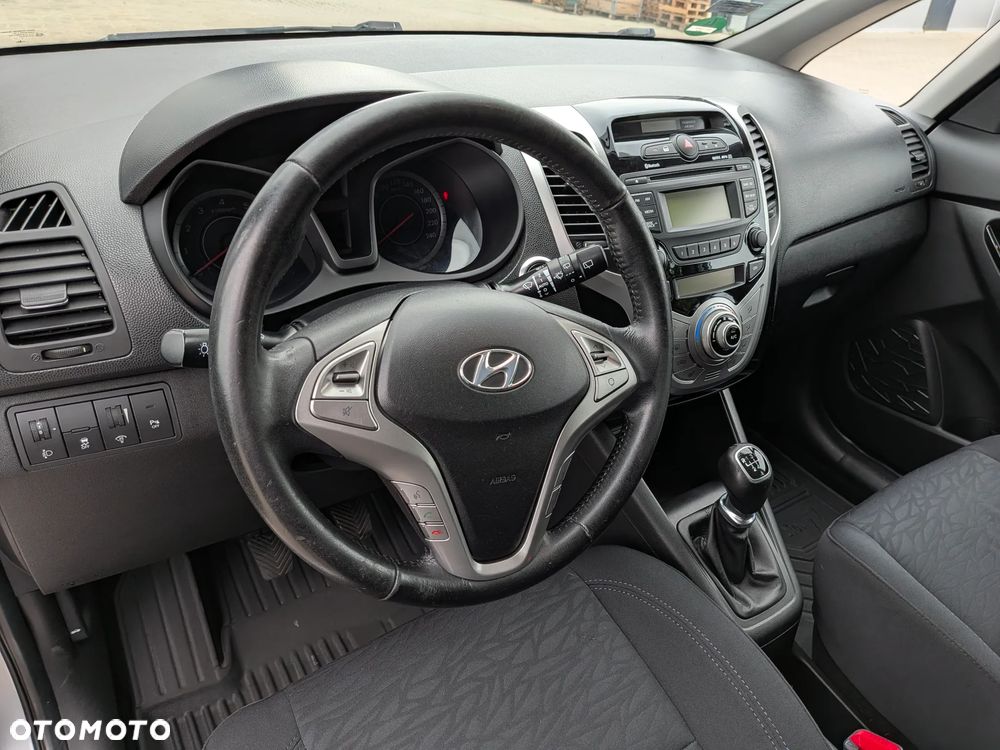 Hyundai ix20 1.4 Comfort - 11