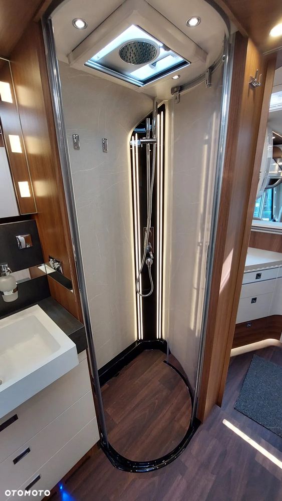 Carthago Chic E-Line I 64XL QB Silverline - 15