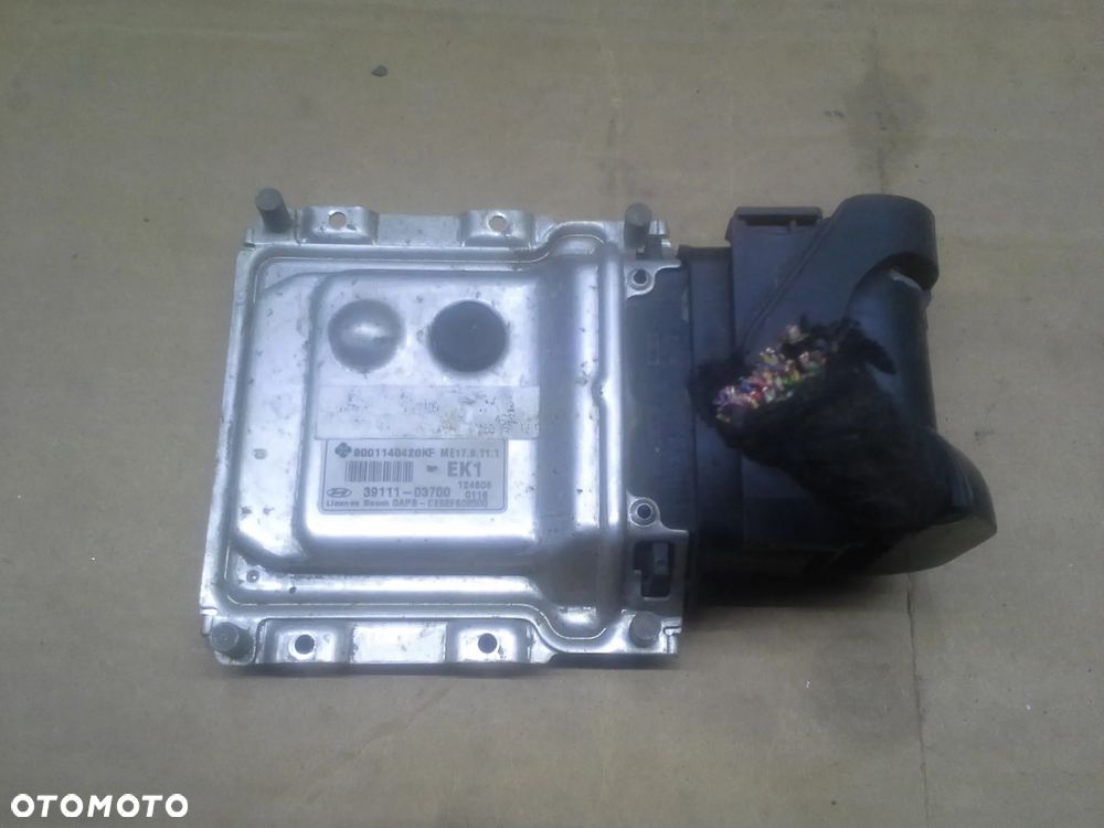 Hyundai I20 Lift 1.2 16V G4LA zestaw startowy komputer 39111-03700 BCM Immo stacyjka 2 klucze skrzynka bezpieczników licznik komplet EU - 4