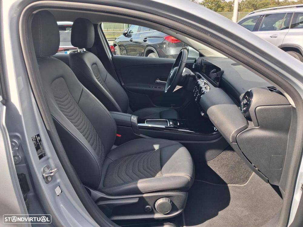 Mercedes-Benz A 200 Standard - 13