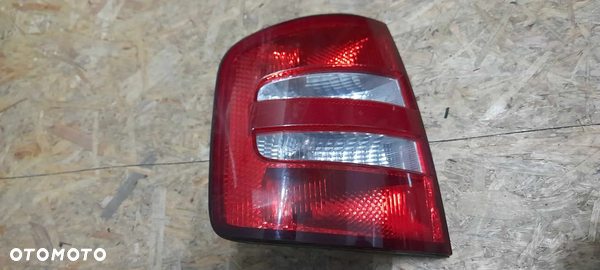 LAMPA PRAWA LEWA TYŁ TYLNA SKODA FABIA 1 I KOMBI  SEDAN