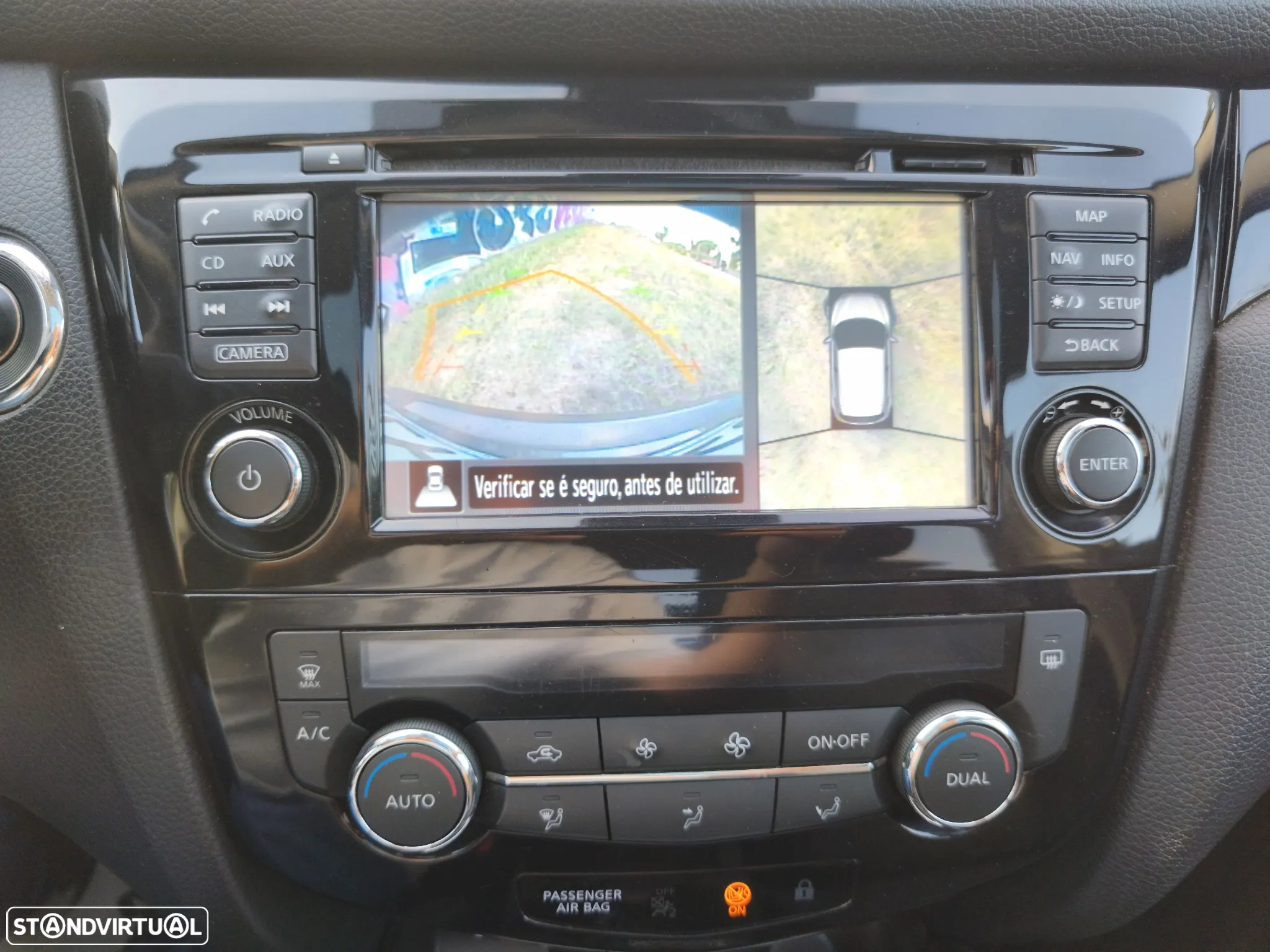 Nissan Qashqai 1.5 dCi N-Connecta - 6