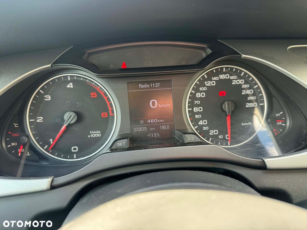 Audi A4 Limousine - 8