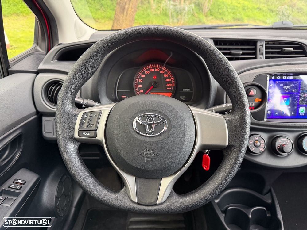 Toyota Yaris 1.0 VVT-i Sport - 4