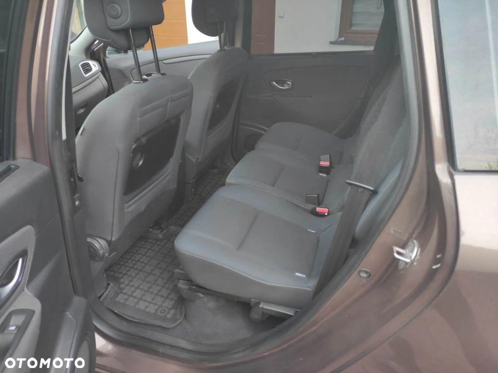 Renault Scenic 1.9 dCi Expression - 11