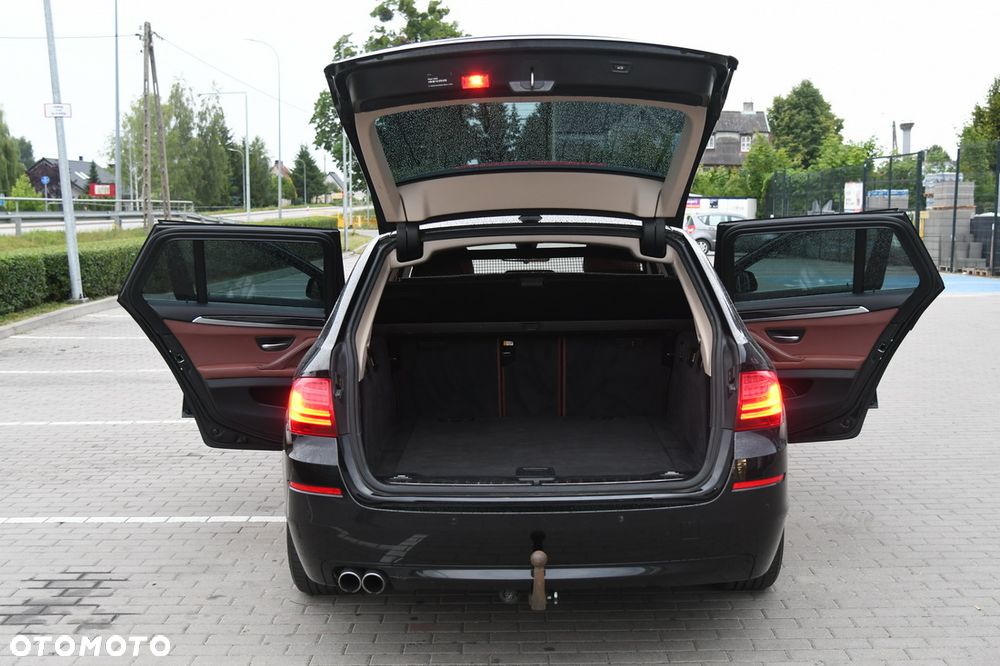 BMW Seria 5 520d xDrive Luxury Line - 27
