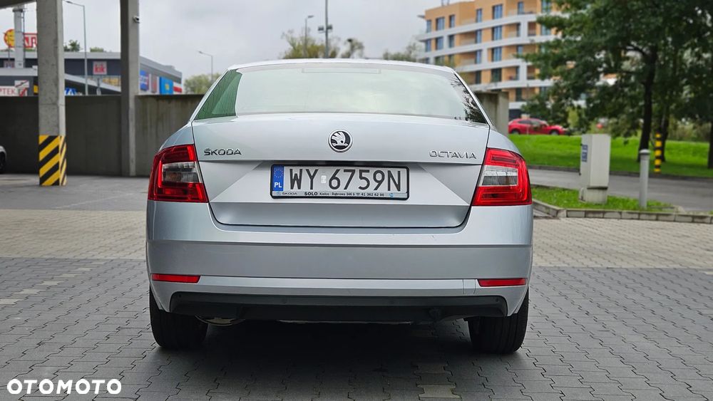 Skoda Octavia - 5