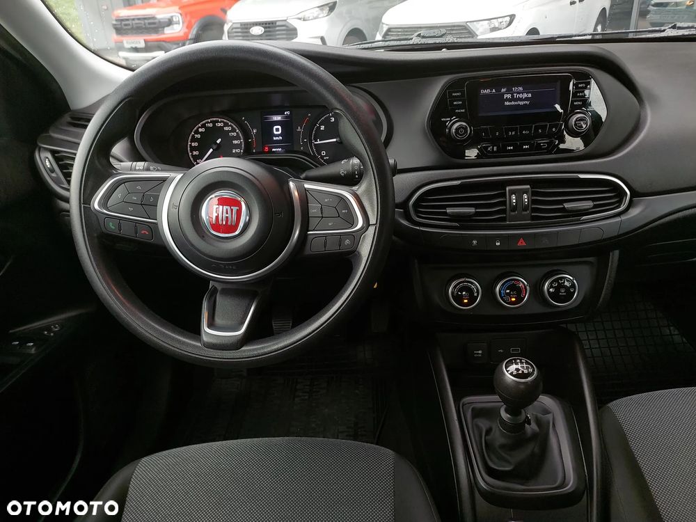 Fiat Tipo 1.4 Classic - 21