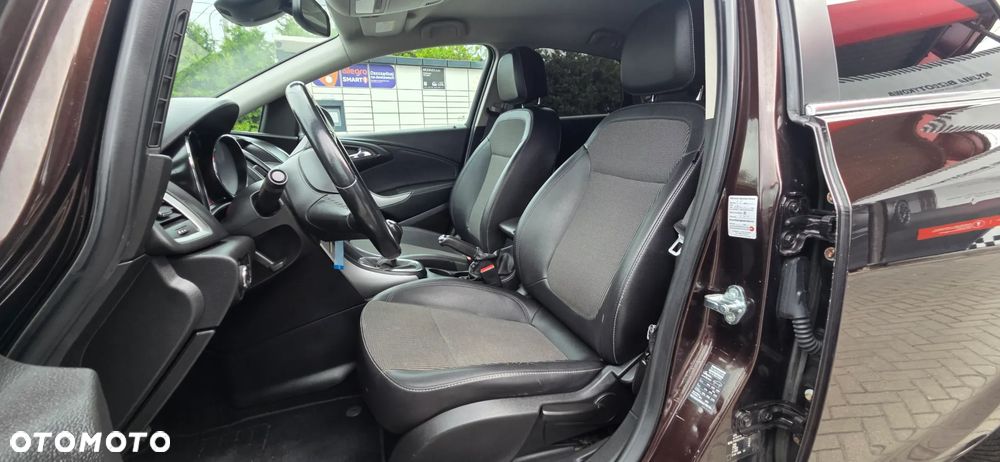 Opel Astra - 25