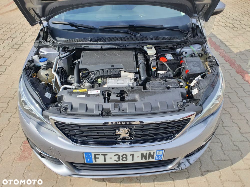 Peugeot 308 1.2 PureTech GPF Allure S&S - 40
