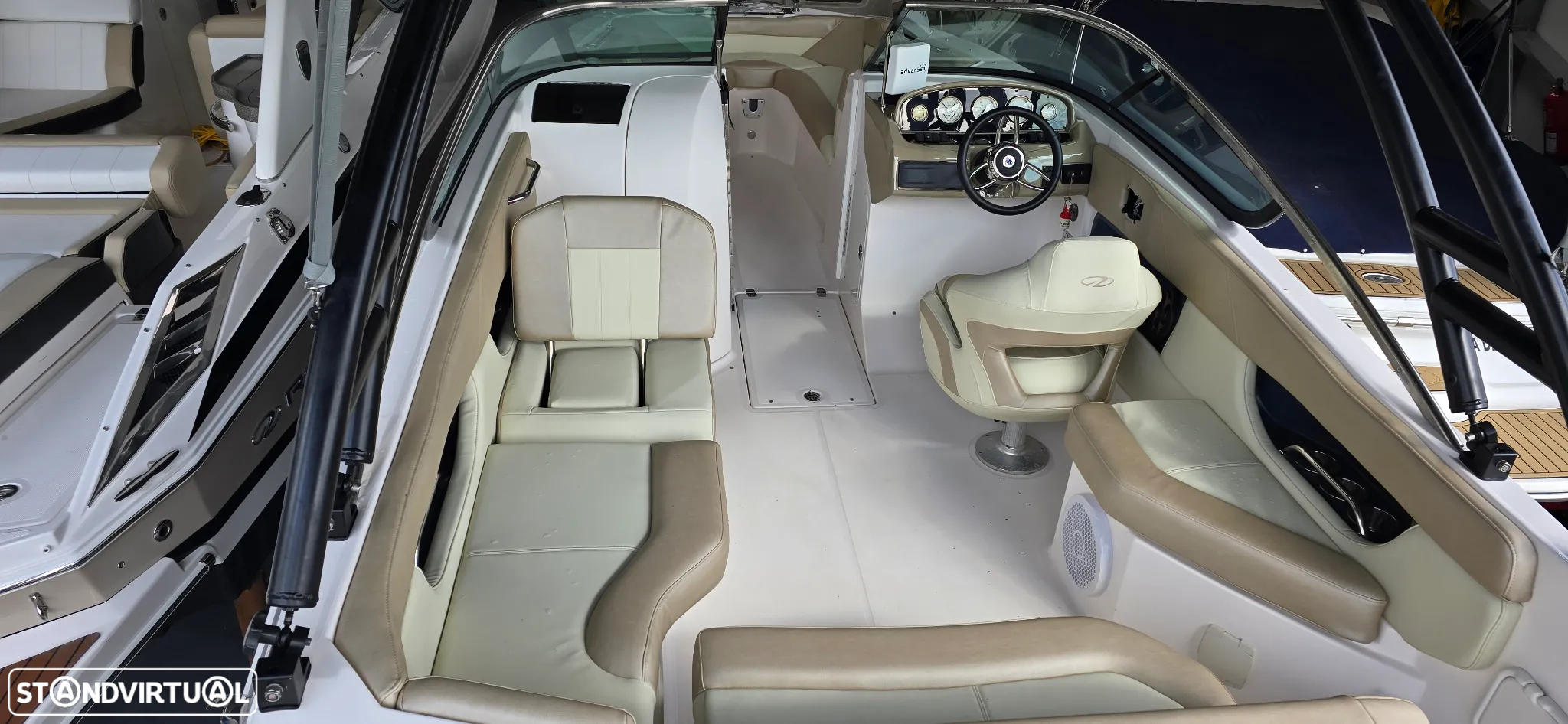 Regal 2520 fasdeck - 10