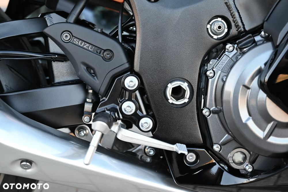 Suzuki GSX-R - 13