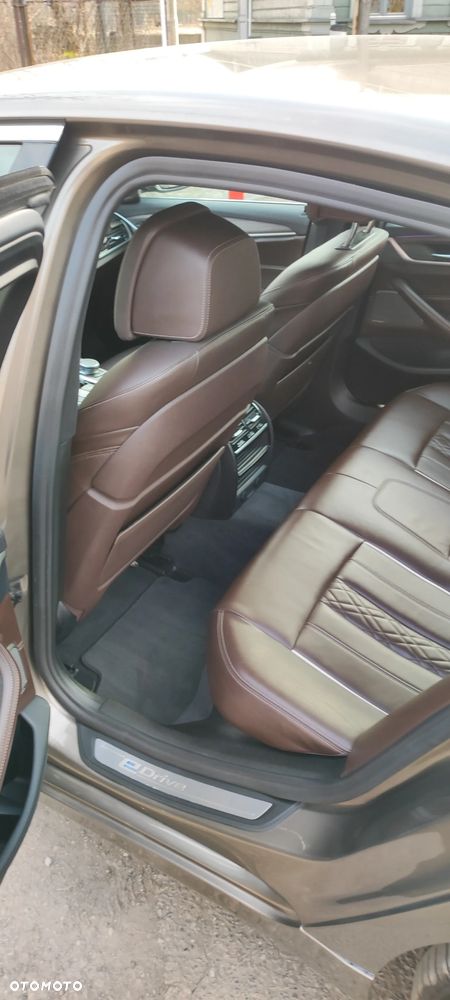 BMW Seria 5 530e iPerformance Luxury Line sport - 18