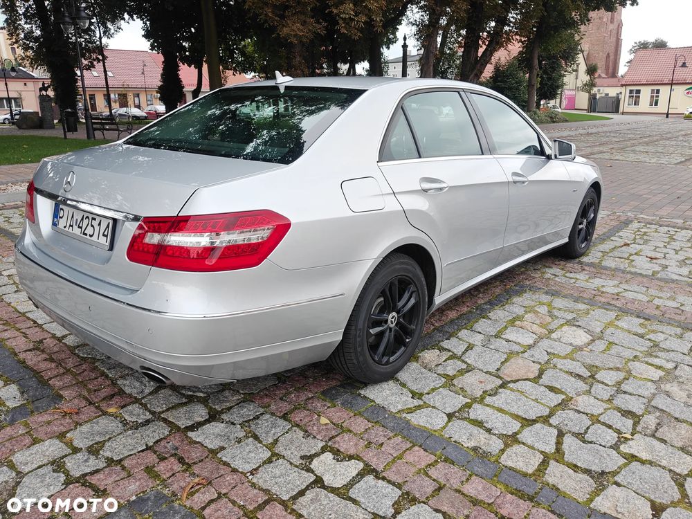 Mercedes-Benz Klasa E 350 CDI BlueEff Elegance - 3
