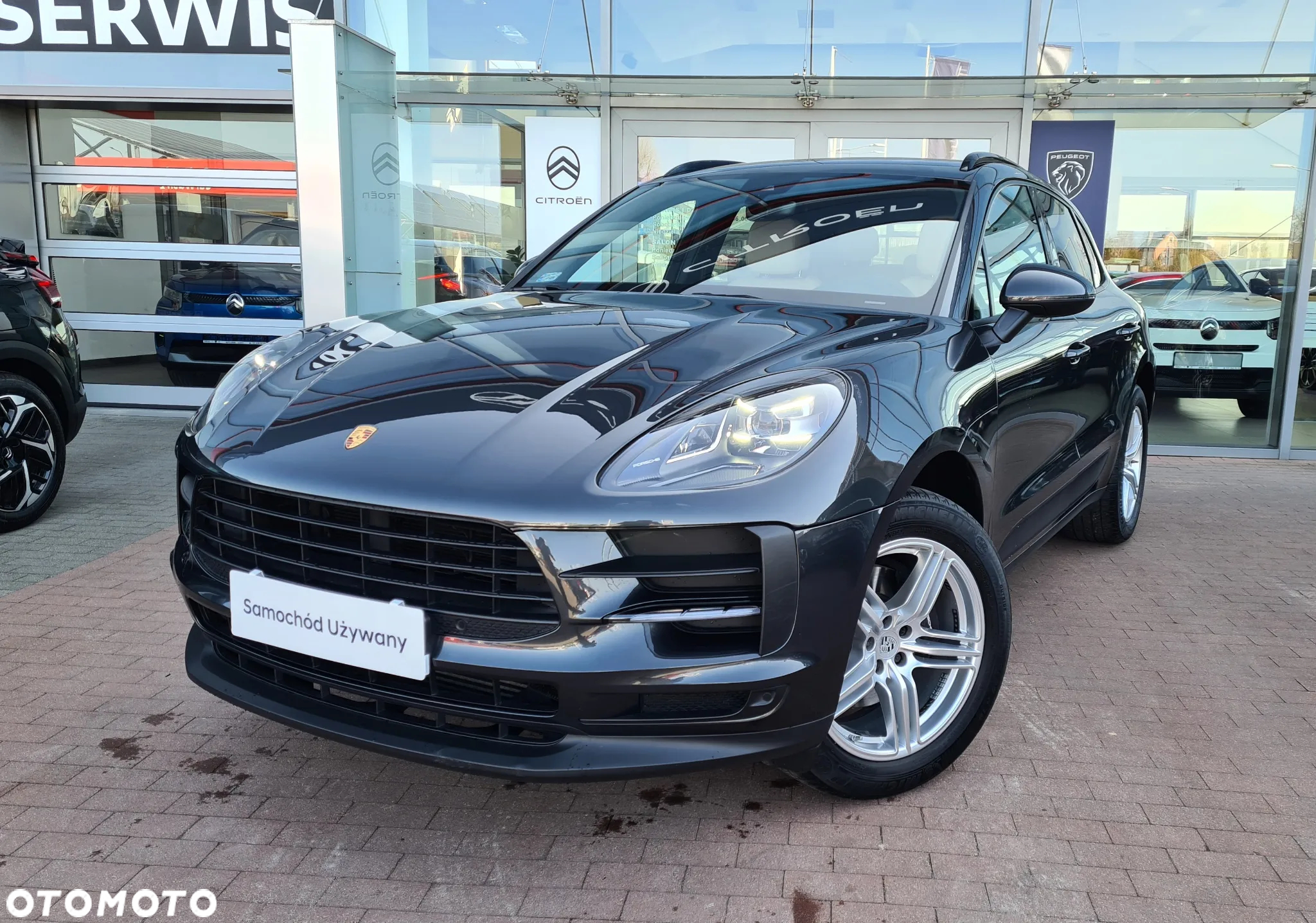 Porsche Macan Standard - 2