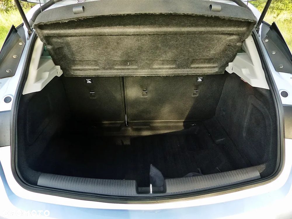 Opel Astra 1.6 Turbo Start/Stop Innovation - 11