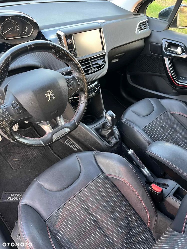 Peugeot 208 1.2 PureTech Allure S&S - 2