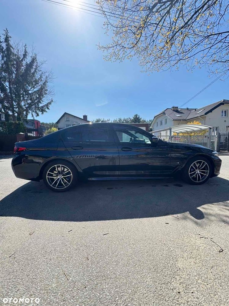 BMW Seria 5 530i xDrive M Sport sport - 12