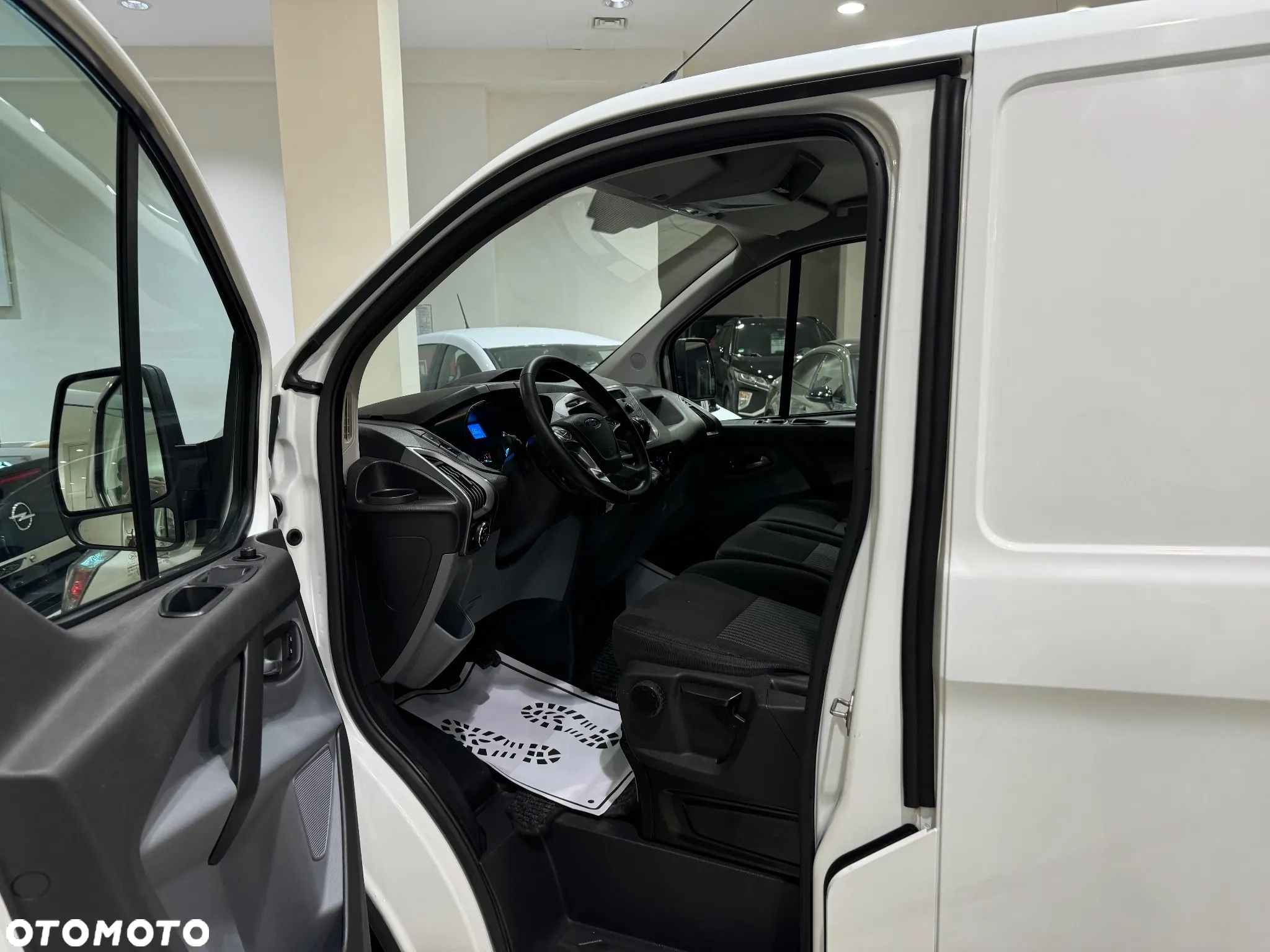 Ford Transit - 21
