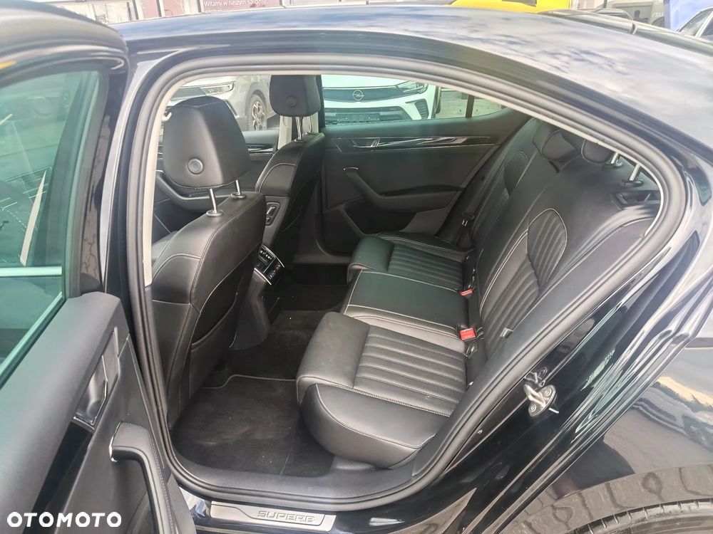 Skoda Superb - 11