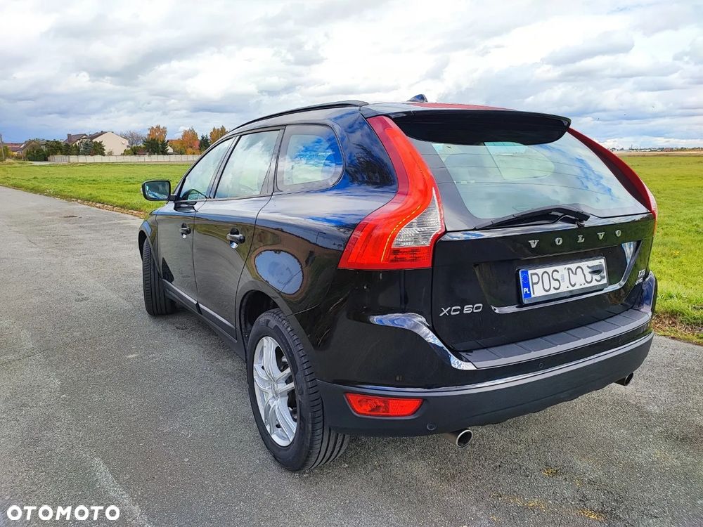 Volvo XC 60 D3 AWD Momentum - 6