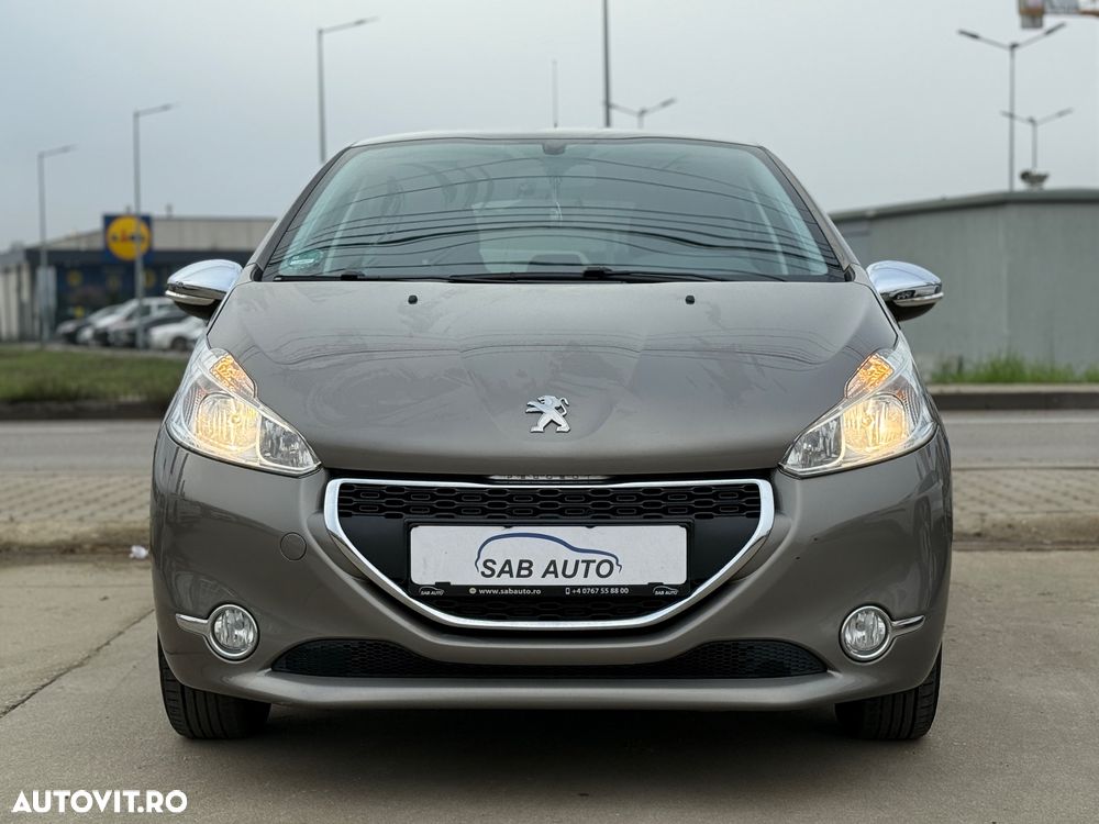 Peugeot 208 82 PureTech Style - 3