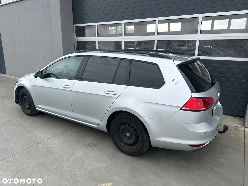 Volkswagen Golf 1.6 TDI BMT Comfortline - 6