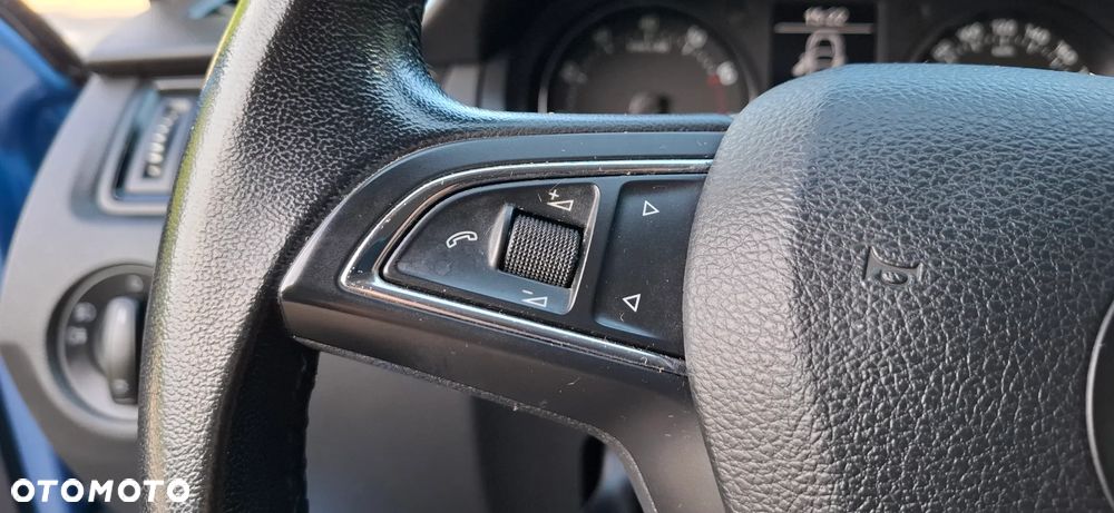 Skoda RAPID 1.2 TSI Ambition - 9