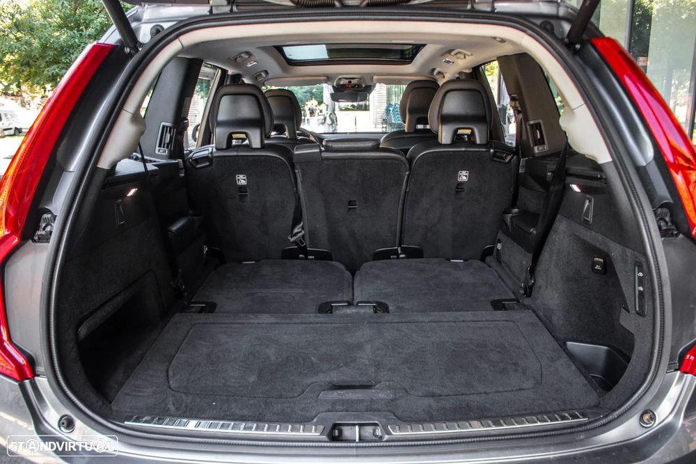 Volvo XC 90 T8 AWD Twin Engine Geartronic Momentum - 26