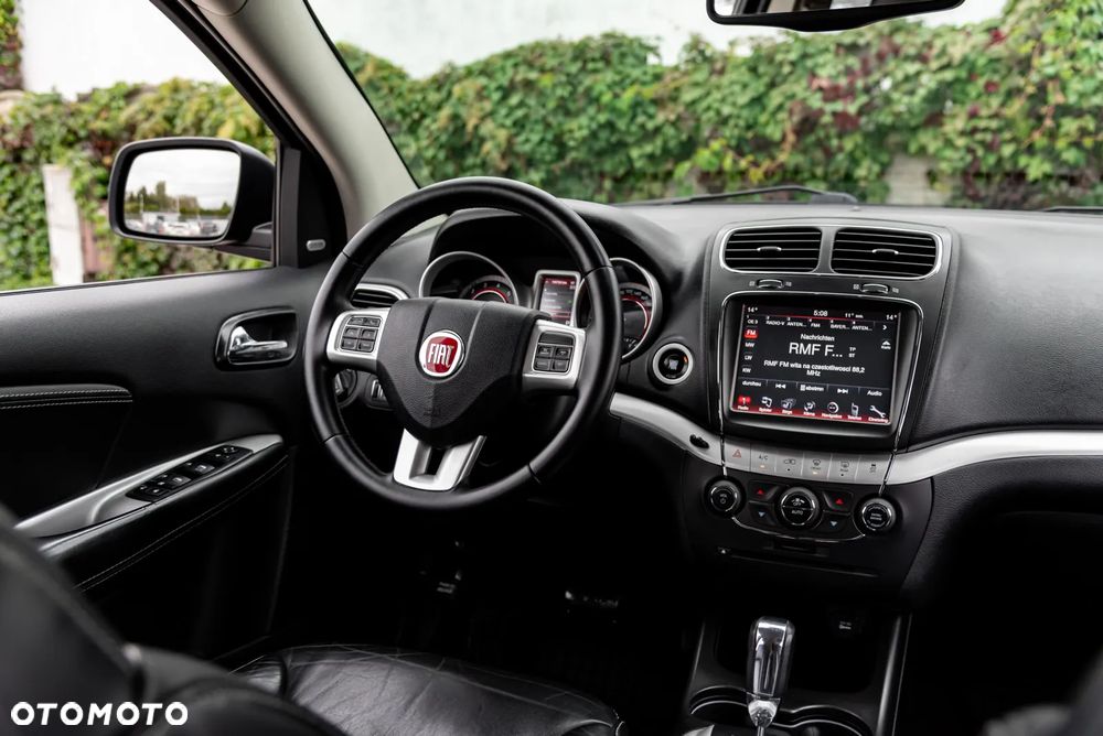 Fiat Freemont 3.6 V6 Lounge - 25