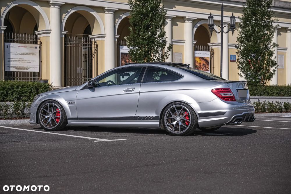 Mercedes-Benz Klasa C 63 AMG Coupe AMG SPEEDSHIFT MCT Edition 507 - 19
