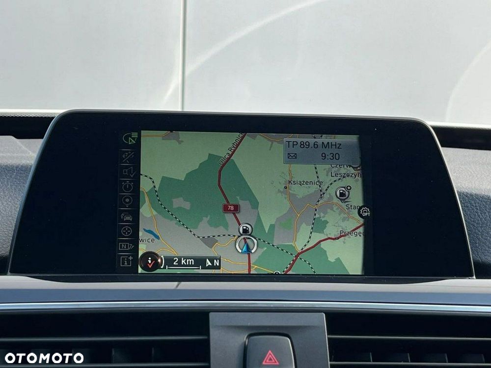 BMW 3GT 318d Advantage - 29