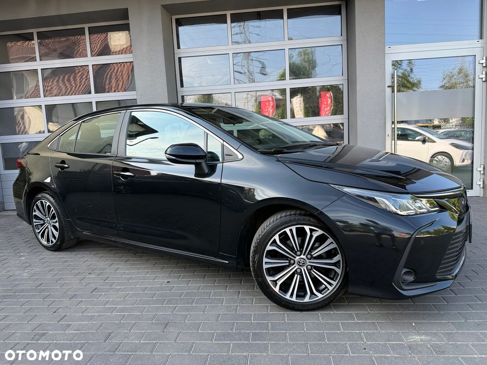 Toyota Corolla 1.8 Hybrid Comfort - 23