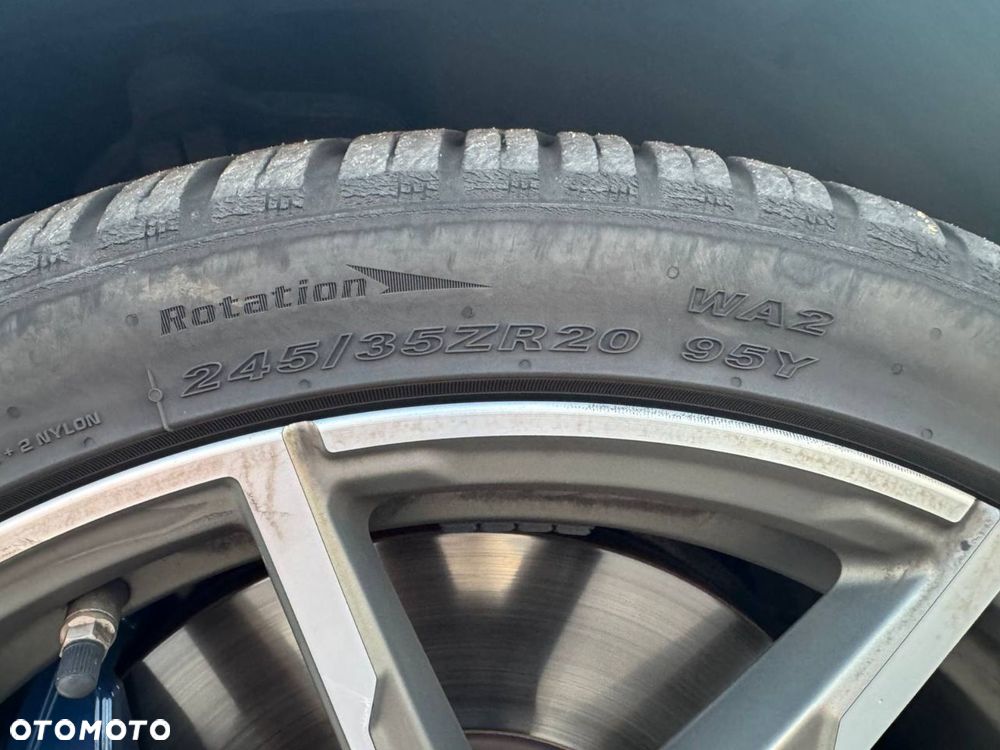 BMW Seria 8 - 30