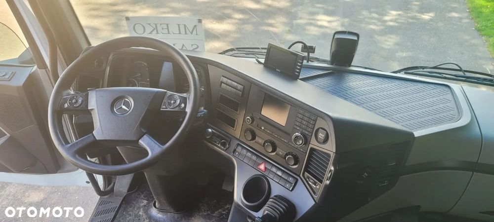 Mercedes-Benz Antos - 13