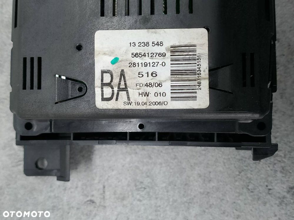 ZESTAW MULTIMEDIALNY OPEL ZAFIRA B 13238548 13251056 344183129 565412769 - 9