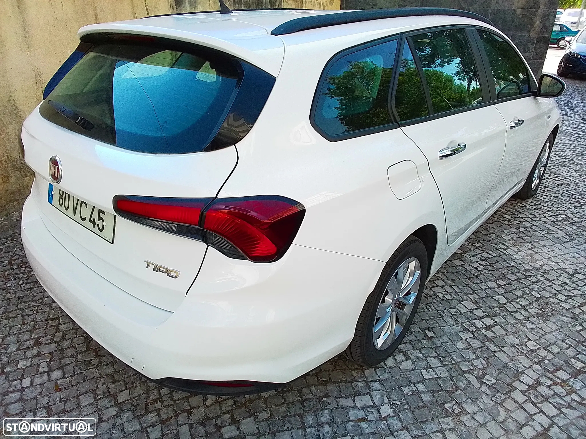Fiat Tipo Station Wagon 1.3 M-Jet Lounge J17 - 22