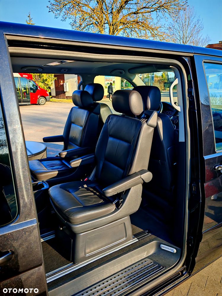 Volkswagen Multivan - 9