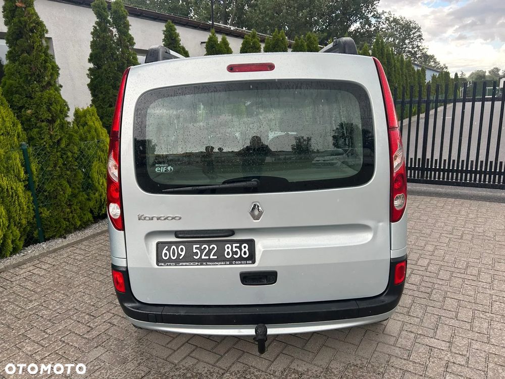 Renault Kangoo 1.6 8V Helios - 11
