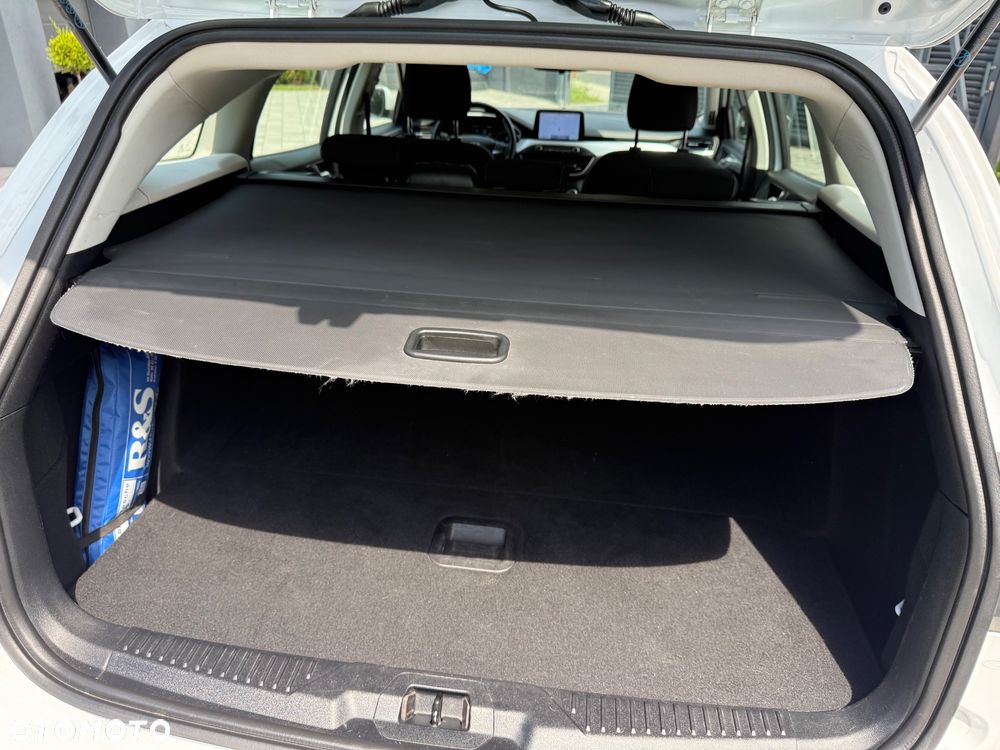 Ford Focus 1.5 EcoBlue STart-Stopp-System TITANIUM - 20