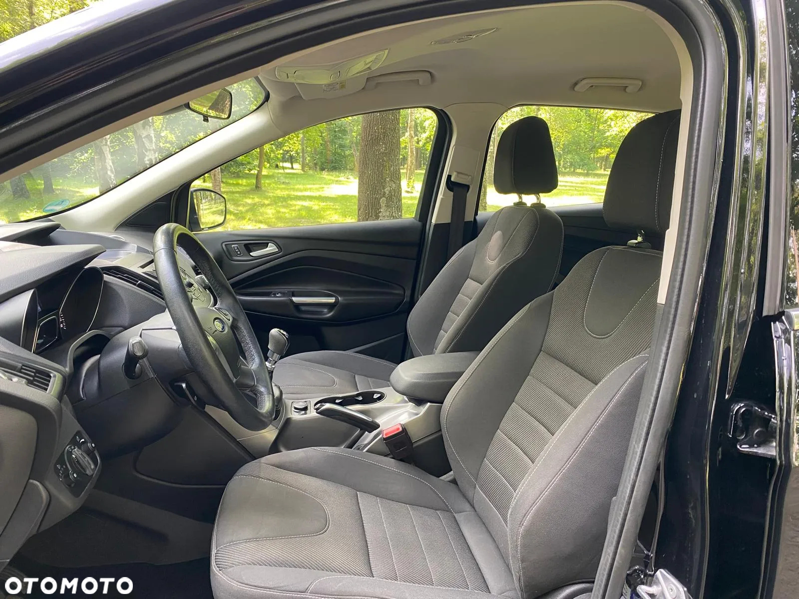 Ford Kuga 1.5 EcoBoost 2x4 Business Edition - 10