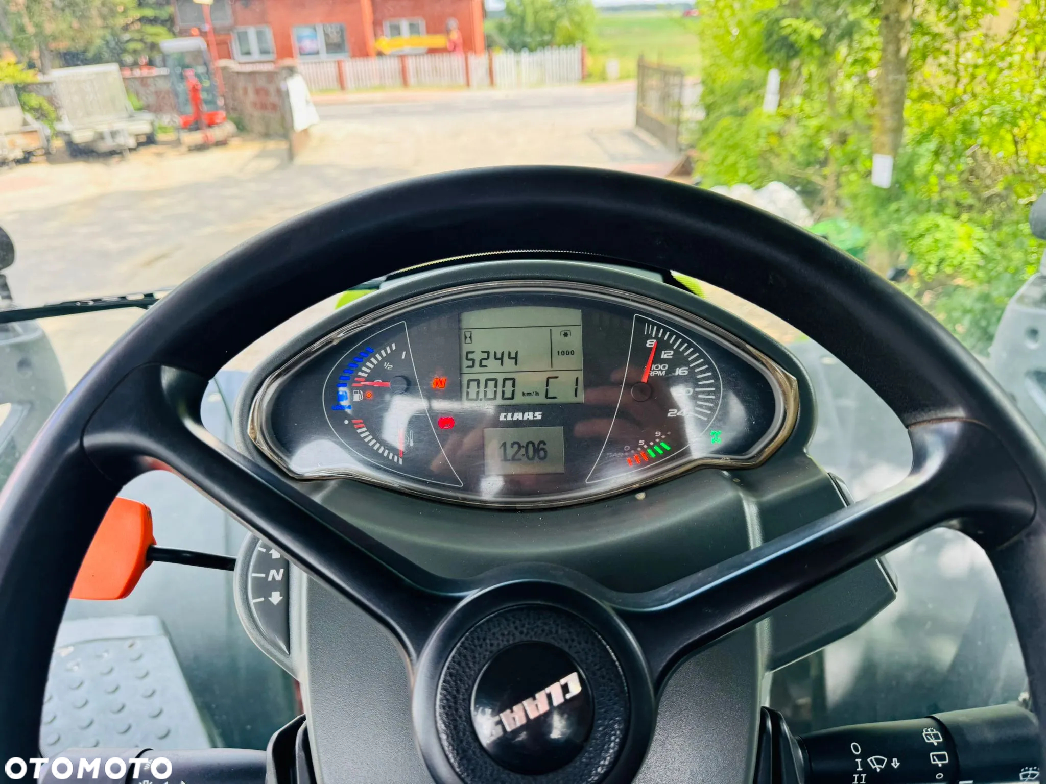 Claas Axion 850 - 9