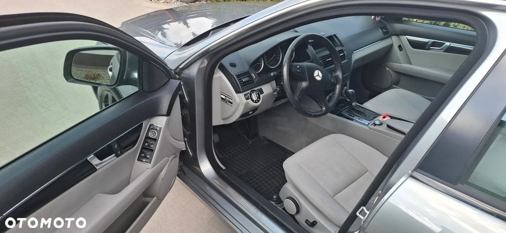 Mercedes-Benz Klasa C - 9