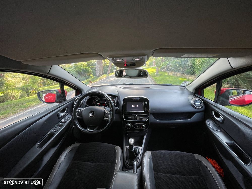 Renault Clio Sport Tourer (Energy) dCi 90 Start & Stop LIMITED - 4