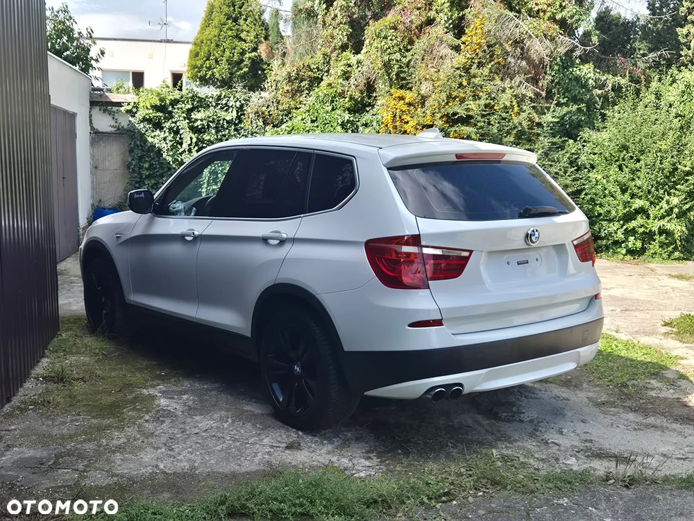 BMW X3 xDrive35d sport - 14